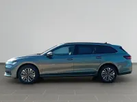 Neu Skoda Superb Selection 204 PS (150 kW) 2025 Grau Kombi