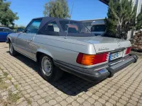 Gebraucht Mercedes 380 158 PS (116 kW) 1985 Silber Cabrio