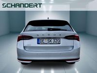 Gebraucht Skoda Octavia Selection 150 PS (110 kW) 2024 Brillantsilber metallic Kombi