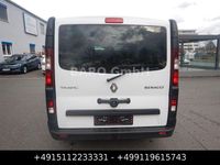 Gebraucht Renault Trafic Komfort 140 PS (102 kW) 2016 Weiß Van / Kleinbus
