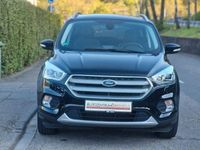 Usado Ford Kuga 182 HP (133 kW) 2017 Preto SUV