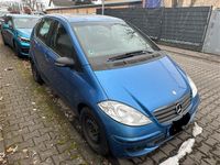Gebraucht Mercedes A150 95 PS (69 kW) 2007 Blau Kleinwagen