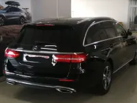 Gebraucht Mercedes E220 194 PS (142 kW) 2018 Schwarz Limousine