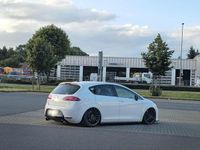 Usata Seat Leon CUPRA 349 CV (256 kW) 2009 Bianco Utilitaria