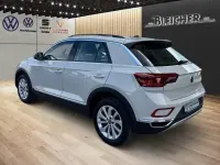 Gebraucht VW T-Roc Style 150 PS (110 kW) 2024 Grau SUV