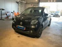 Używany Smart ForFour Prime 90 KM (66 kW) 2019 Czarny Hatchback