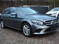 Gebraucht Mercedes C180 156 PS (114 kW) 2019 Grau Kombi