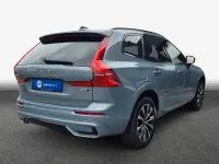 Gebraucht Volvo XC60 Plus 197 PS (144 kW) 2023 Grau SUV