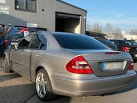 Gebraucht Mercedes E320 224 PS (164 kW) 2002 Grau Limousine