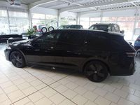 Neu VW Passat R-line 193 PS (141 kW) 2025 Grenadillschwarzmetallic Kombi