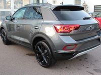 Neu VW T-Roc Style 150 PS (110 kW) 2025 Grau SUV