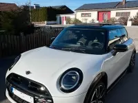 Używany Mini John Cooper Works 156 KM (114 kW) 2025 Biały Hatchback