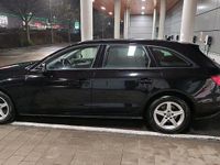 Gebraucht Audi A4 136 PS (100 kW) 2020 Schwarz Kombi