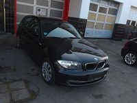 Gebraucht BMW 118 Advantage 143 PS (105 kW) 2009 Schwarz Kleinwagen
