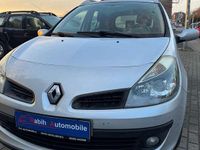 Gebraucht Renault Clio GrandTour Dynamique 101 PS (74 kW) 2008 Silber Kombi