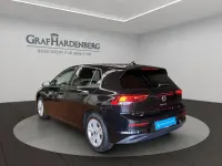 Gebraucht VW Golf VIII Life 150 PS (110 kW) 2021 Schwarz Limousine