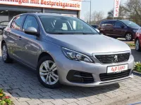 Gebraucht Peugeot 308 131 PS (96 kW) 2019 Silber Limousine