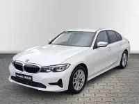 Gebraucht BMW 318 Advantage 156 PS (114 kW) 2021 Alpinweiss iii Limousine
