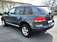 gebraucht VW Touareg 2.5 R5 TDI Tiptronic Navvi Leder GSHD