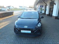 Gebraucht Hyundai i10 Trend 63 PS (46 kW) 2024 Aurora gray Kleinwagen