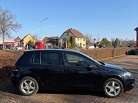 Gebraucht VW Golf VI Team 122 PS (89 kW) 2011 Schwarz Kleinwagen