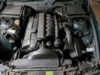 Gebraucht BMW 520 150 PS (110 kW) 1998 Grün Limousine