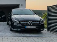 Gebraucht Mercedes CLA180 122 PS (89 kW) 2017 Schwarz Limousine