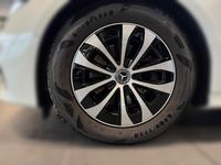 Gebraucht Mercedes E200 Avantgarde 204 PS (150 kW) 2025 Weiß Limousine