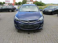Gebraucht Opel Astra Selection 110 PS (80 kW) 2014 Blau Kombi