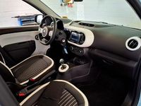 Gebraucht Renault Twingo 60 kW (82 PS) 2023 Blau Kleinwagen