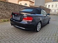 Gebraucht BMW 123 Cabriolet Advantage 204 PS (150 kW) 2008 Schwarz Cabrio