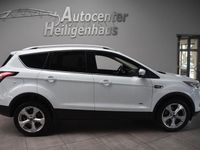 Gebraucht Ford Kuga Titanium 179 PS (131 kW) 2018 Weiß SUV