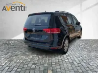 Gebraucht VW Touran Comfortline 150 PS (110 kW) 2024 Deep black perleffekt Van / Kleinbus