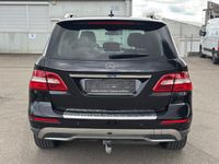 Gebraucht Mercedes ML350 258 PS (189 kW) 2013 Schwarz SUV
