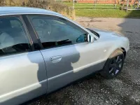 Second-hand Audi A4 101 CP (74 kW) 2001 Argintiu Berlinǎ