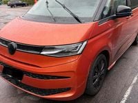 Usata VW Multivan Edition 204 CV (150 kW) 2023 Arancione Monovolume