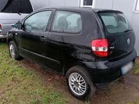 Second-hand VW Fox 54 CP (39 kW) 2005 Negru Hatchback