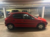 Gebraucht Peugeot 206 60 PS (44 kW) 2000 Rot Kleinwagen
