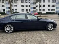 Gebraucht BMW 750L 2015 Blau Limousine