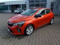 Novo Renault Clio V Evolution 101 HP (74 kW) 2025 Laranja Citadino