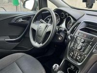 Używany Opel Astra Selection 87 KM (63 kW) 2011 Szary Hatchback