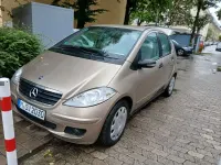 Gebraucht Mercedes 200 136 PS (100 kW) 2007 Gold Limousine