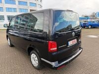 Gebraucht VW T5 Comfortline 140 PS (102 kW) 2015 Deep black perleffekt Van