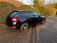 Gebraucht Skoda Rapid 90 PS (66 kW) 2016 Schwarz Kleinwagen
