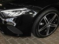 Gebraucht Mercedes A180 Progressive 136 PS (100 kW) 2024 Metalliclack kosmosschwarz Limousine