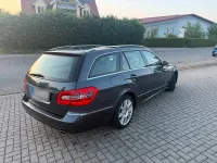 Gebraucht Mercedes E350 252 PS (185 kW) 2010 Grau Kombi