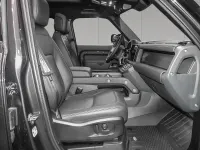 Gebraucht Land Rover Defender SE Dynamic 252 PS (185 kW) 2024 Carpathian grey SUV