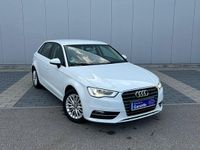 Gebraucht Audi A3 105 PS (77 kW) 2013 Weiß Limousine