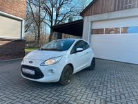 Gebraucht Ford Ka Titanium 69 PS (50 kW) 2012 Weiß Kleinwagen