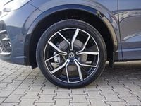 Gebraucht VW Tiguan R-line 193 PS (141 kW) 2025 Delfingrau metallic SUV